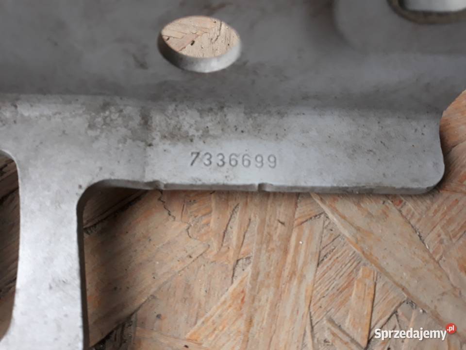BMW F30 F31 ZAWIAS MASKI LEWY PRAWY 7336699 zawiasy wielkopolskie Międzychód