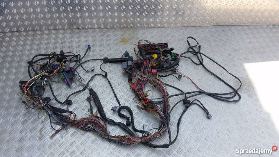 INSTALACJA KABINY MERCEDES ATEGO POD PODUSZKI Układ elektryczny Rzędowice