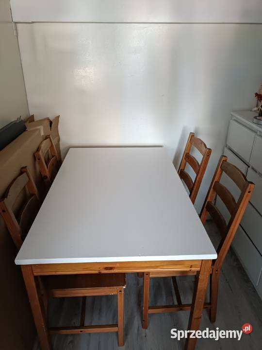 Stół Ikea z 4 krzesłami Łódź