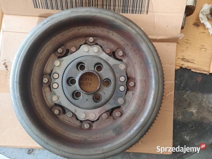 KOŁO Dwumasowe DSG 20TDI 03G105266BD