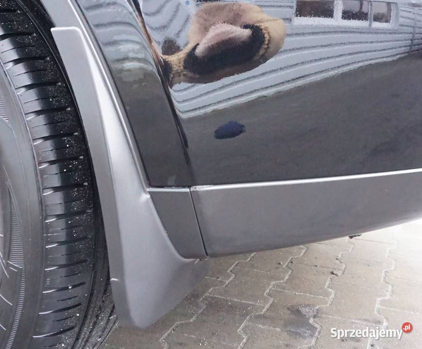 CHLAPACZ TYŁ TYLNY PRAWY LEWY INFINITI FX35 FX45 Karoseria Nowy Tomyśl