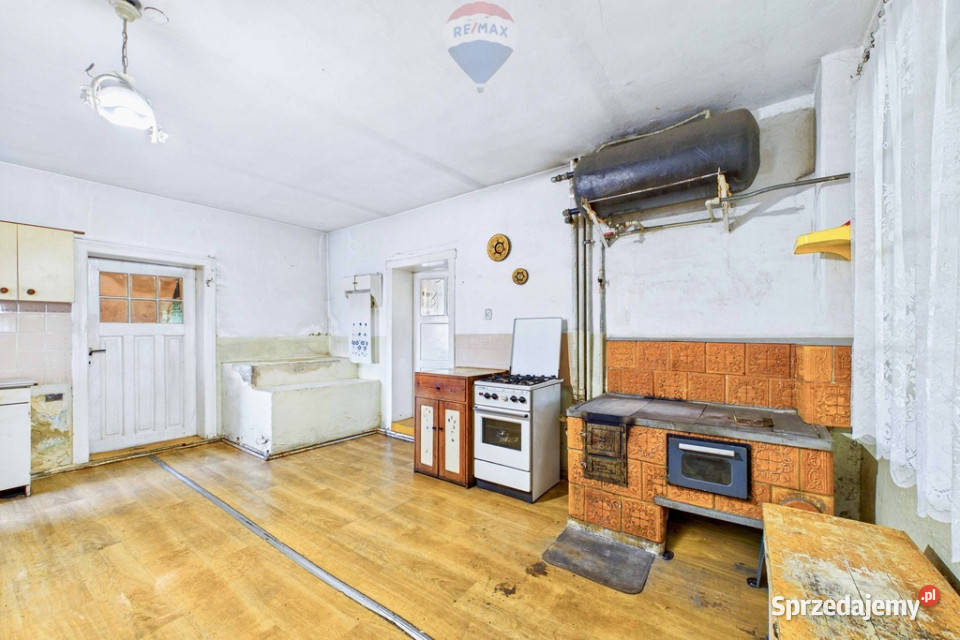 Dom z dużą działką i budynkami gospodarczymi Stary Łom sprzedam