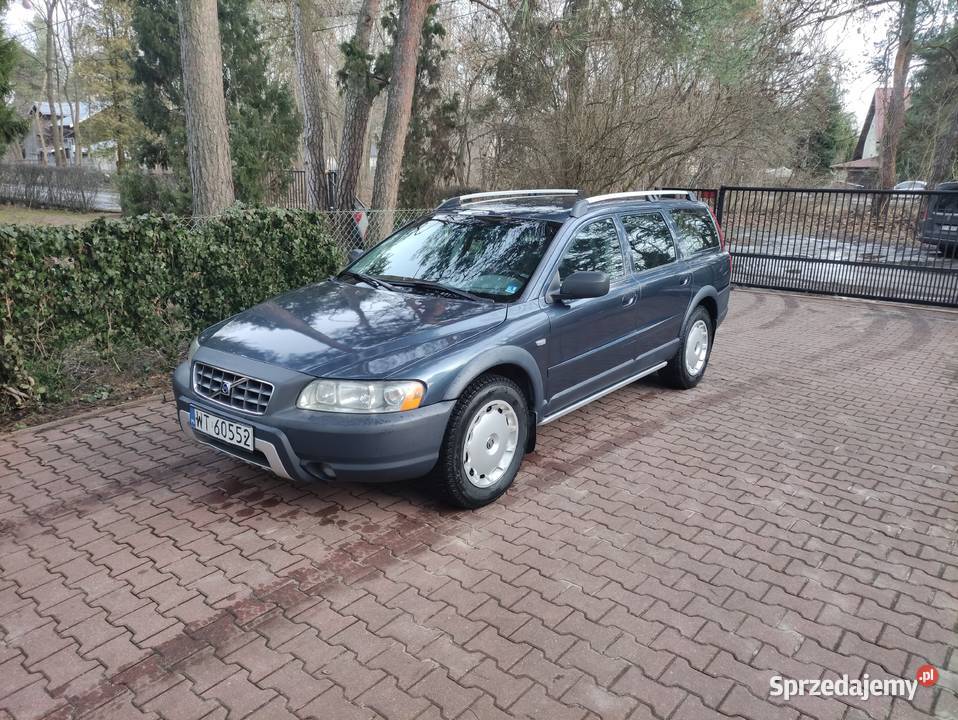 Volvo XC70 rej na 7 osób uszkodzony Warszawa sprzedam