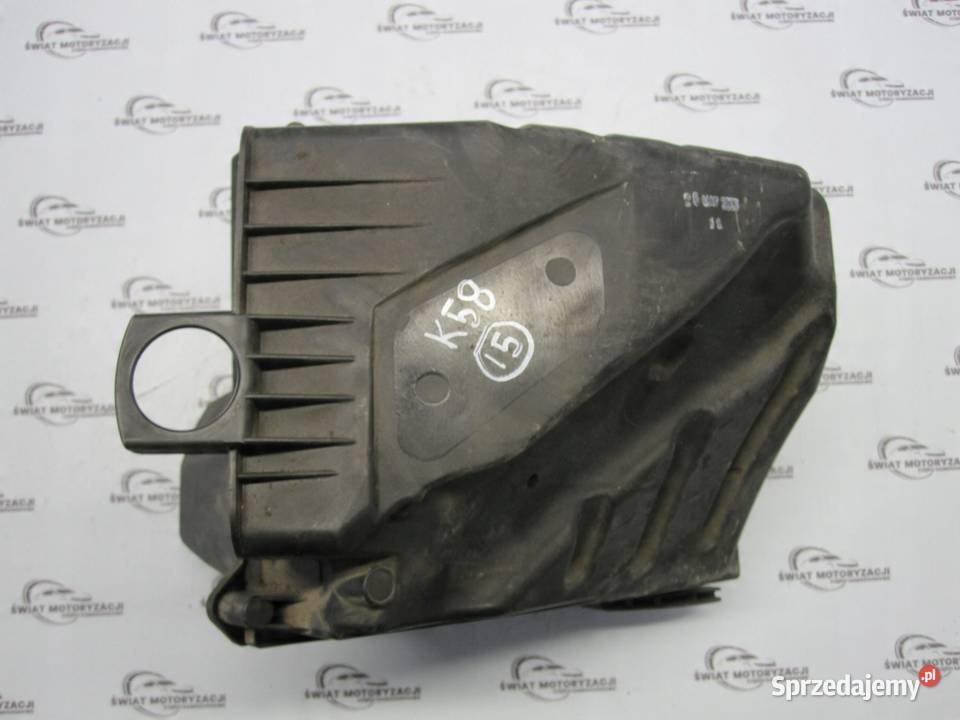 AUDI A4 B7 SLINE 07r obudowa filtra powietrza osobowe