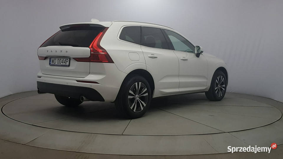 Volvo XC 60 B4 B Momentum Pro aut Z Polskiego Warszawa