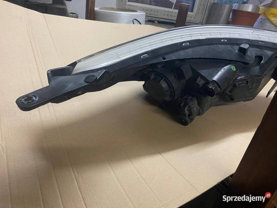 Lampa Lewa Hyundai i20 2015 Soczewka Led osobowe Sucha Beskidzka