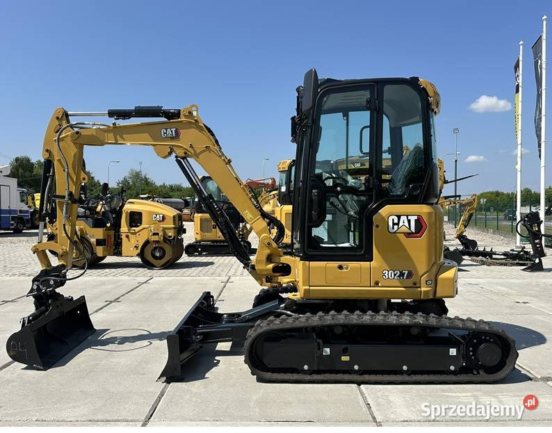 FABRYCZNIE NOWY CAT 3027 CR wielkopolskie