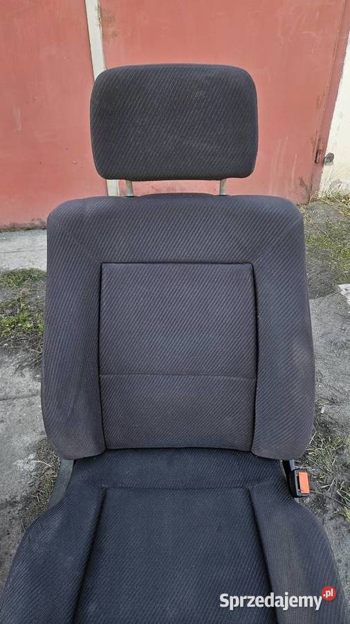 Fotele półkubełki kubły Audi 80 B4 podkarpackie