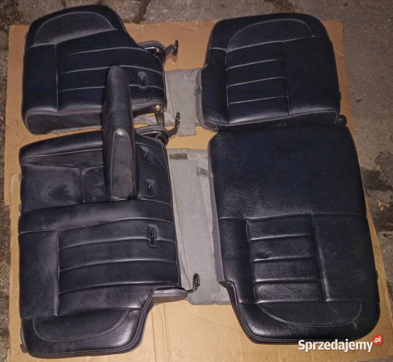 Tylna kanapa Pajero Sport Rok produkcji 2005 Motoryzacja Kraków sprzedam