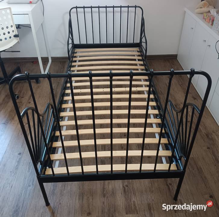 Łóżko Minnen 17467 Ikea czarne że stelażem Zbylitowska Góra