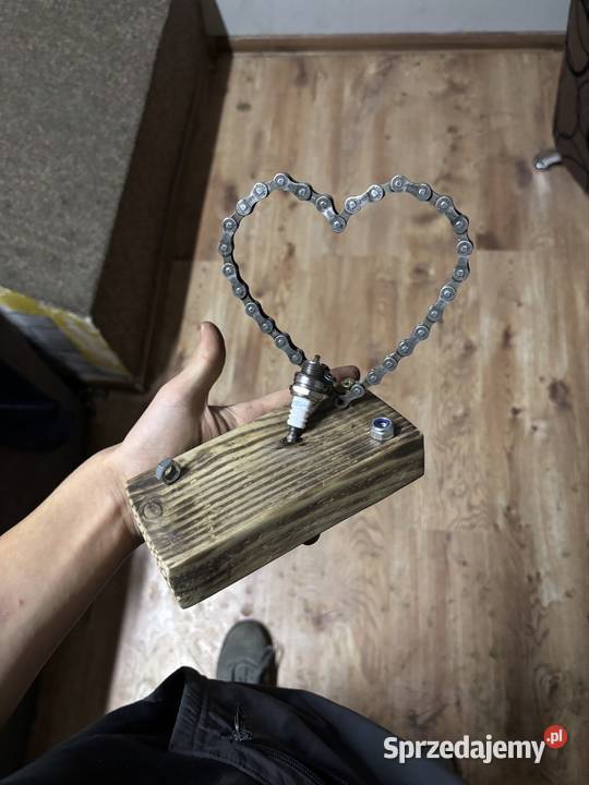 Serce z łańcucha prezent dziewczyny Tarnów