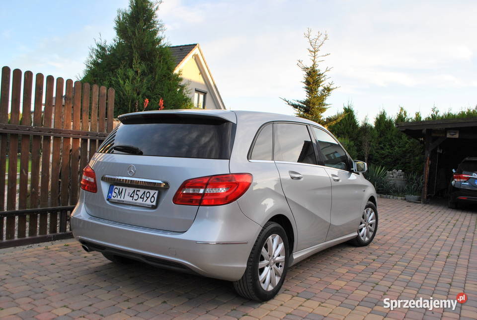 Mercedes B klasse 16 benzyna Xenon LED Alufelgi 1600cm3