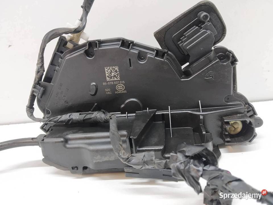 ZAMEK DRZWI LEWY PRZÓD 5TB837015 VW Volkswagen