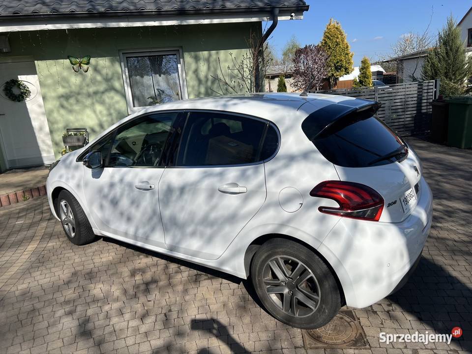 Peugeot 208 16 bluehdi 2017 260 tkm radio Leszno