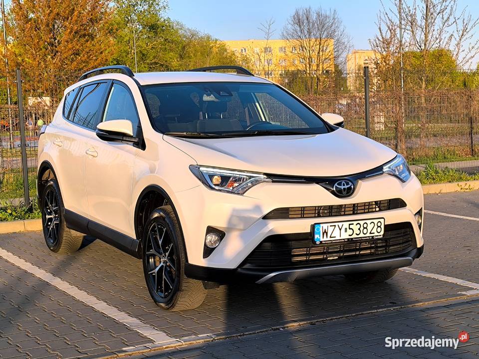 PIĘKNA Toyota RAV4 Premium 4x4 Salon Polska Żyrardów