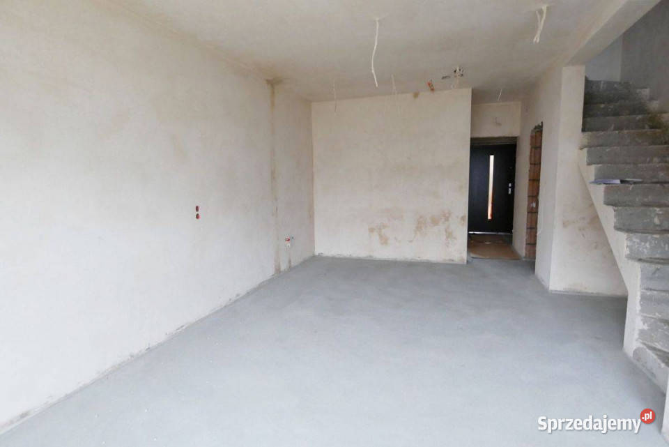 Niepołomice skrajna szeregówka z ogródkiem 9285zł/m2