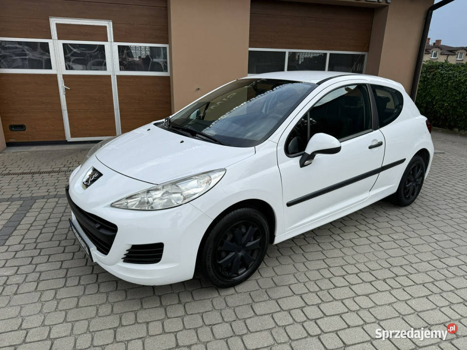 Peugeot 207 14 HDi 68 Klimatyzacja klimatyzacja Orzech