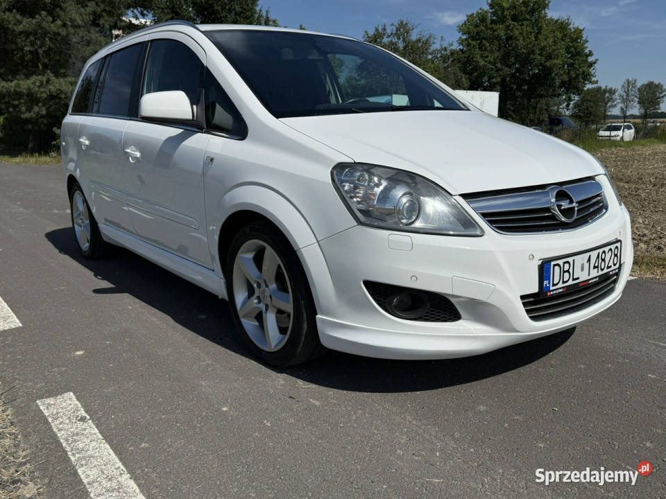 Opel Zafira 17CDTI 125 OPC Family 7osob Zadbany kurtyny powietrzne Ocice