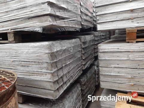 Słupki betonowe do siatki leśnej winorośli Olszyny