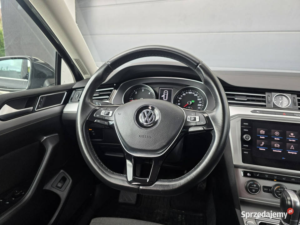 Volkswagen Passat 20 TDI DSG bezwypadkowy 158 wspomaganie kierownicy Passat Czarnków