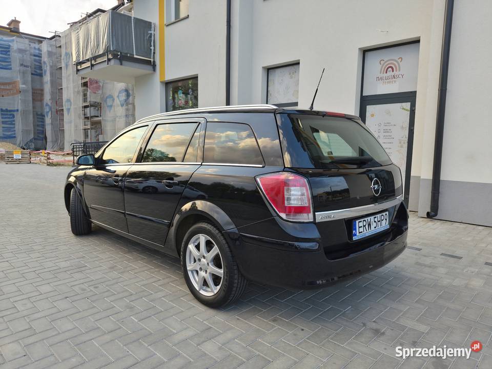 Opel Astra H Lift16 Benzyna stanBez grama Radomsko