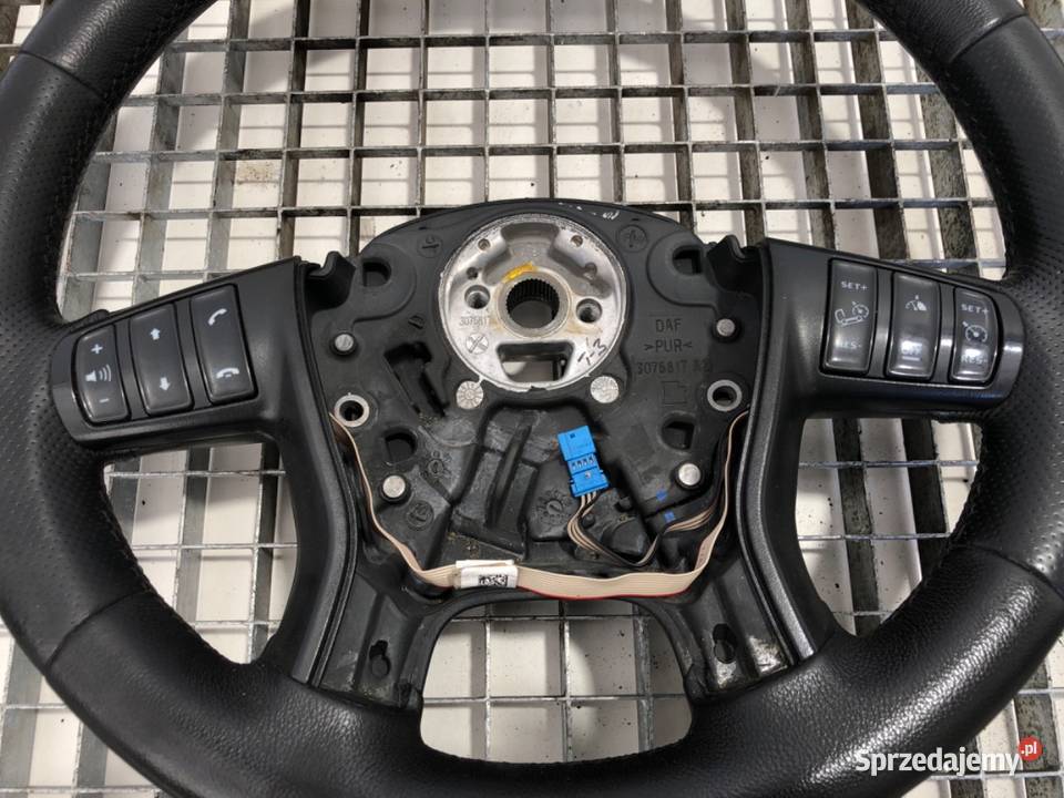 KIEROWNICA DAF XF 3076817 ciężarowe Kierownice