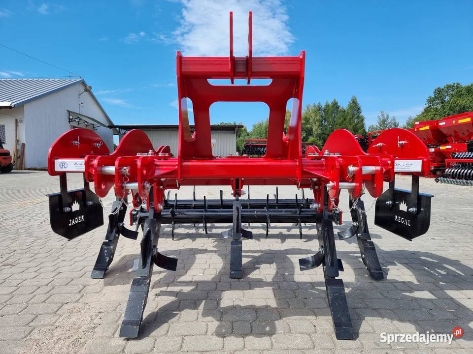 Pług Dłutowy JUNIOR z wałem Strumyk transport Mielec