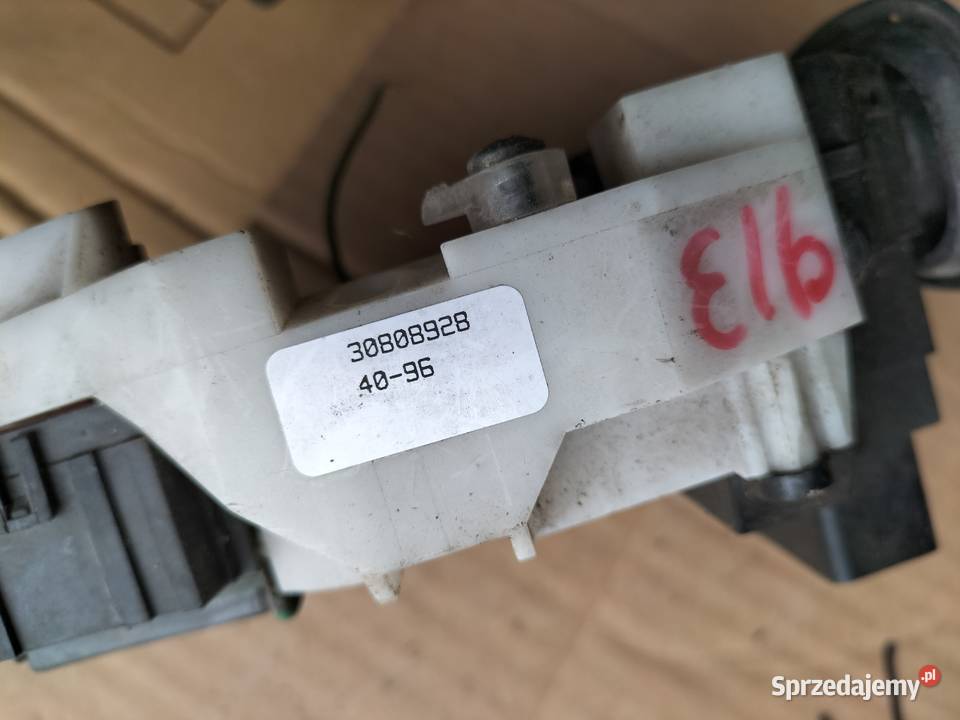 Volvo v40 s40 V40 S40 MANETKA PRZEŁĄCZNIK panele sterowania, przełączniki Kamień-Kolonia sprzedam