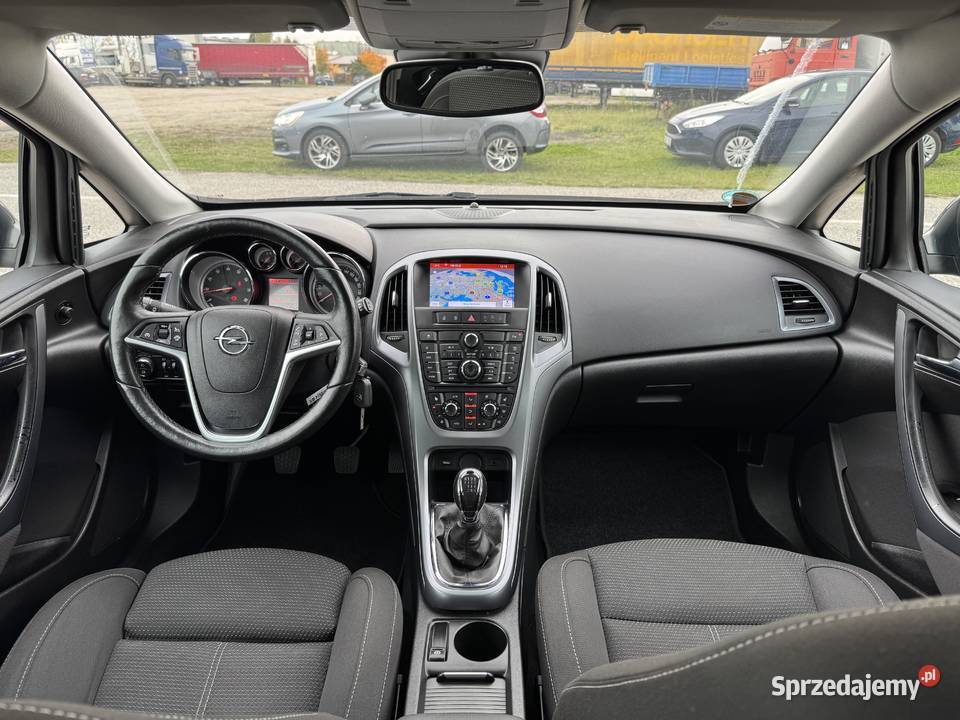 Opel Astra 14 BENZYNA Klimatronik Tempomat Konin