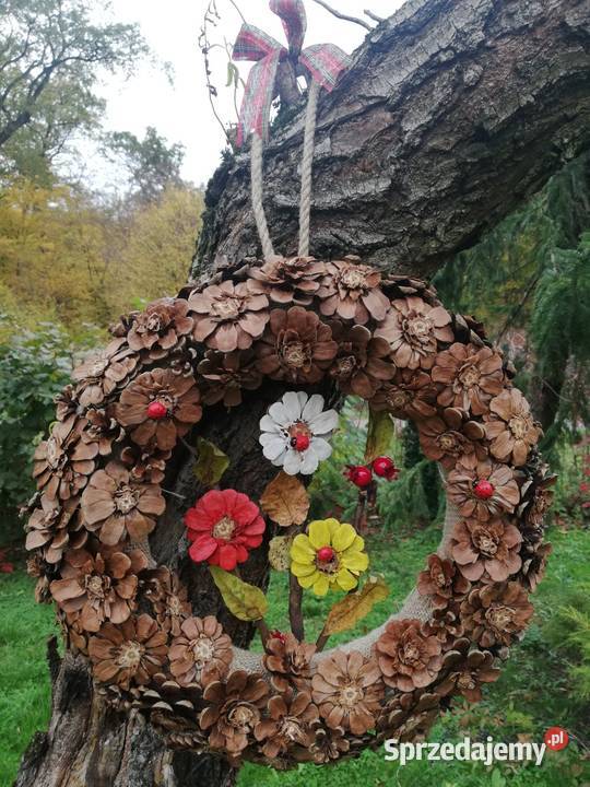 Wianek ozdoba jesienna szyszki juta biedronki Kraków