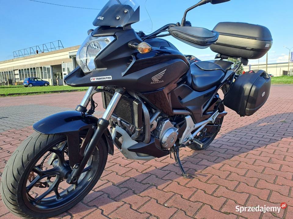 Honda NC 700X 2012 motocyklisty