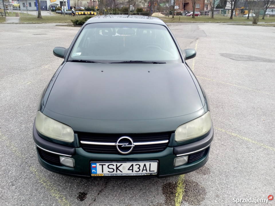 Opel Omega B Sedan 20 i 16V 136 światła przeciwmgielne sprzedam