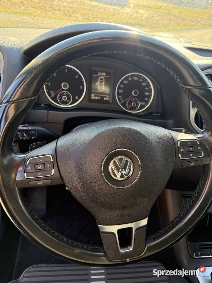 VOLKSWAGEN TIGUAN 20 TDI 2011r DSG 4x4 1968cm3 Tiguan małopolskie Łękawica