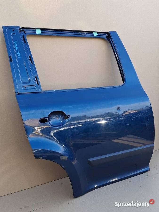 SKODA YETI DRZWI PRAWE TYLNE PRAWY TYŁ 5L0833312 Bieleń