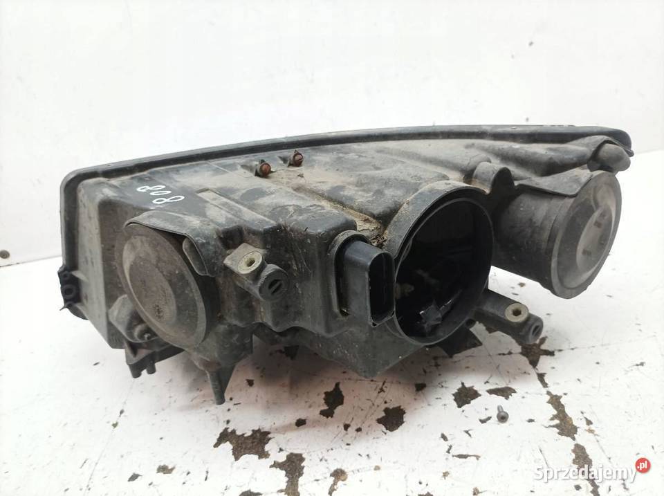 LAMPA PRZÓD PRAWA EUROPA Skoda Superb II osobowe Lampy przednie sprzedam