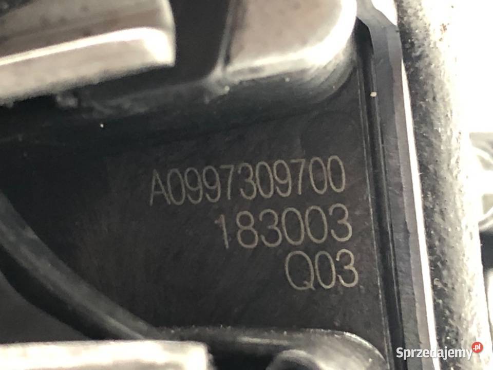 ZAMEK DRZWI LEWY TYŁ MERCEDES CLS SportowyCoupe osobowe sprzedam