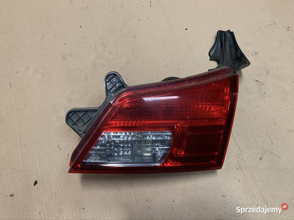 13220072 lampa tył tylna prawa Subaru legacy V Lampy tylne Szczecin