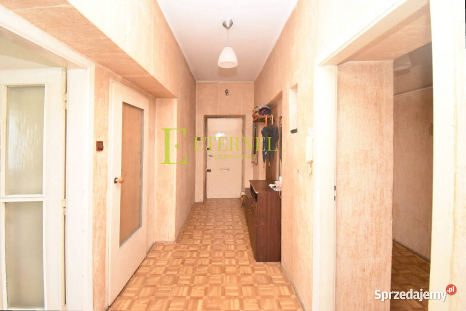 Przestronne duże mieszkaniedo centrum Krakowa 1 Liczba pokoi 4