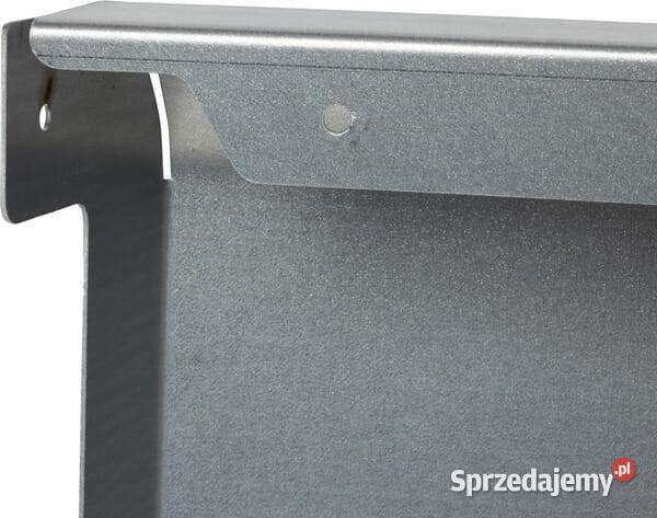 Stacja dokująca robota koszącego Magnelis Kamionna