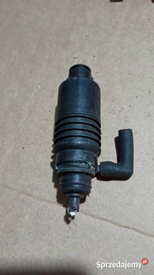 Pompka spryskiwaczy Audi 80 B4 100 C4 A6 C4 A4 podkarpackie Dębica