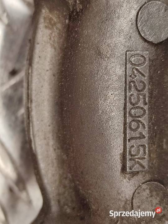 Pompa wody 04250615K silnika BF6M2013C FENDT 716 Wilkowo sprzedam