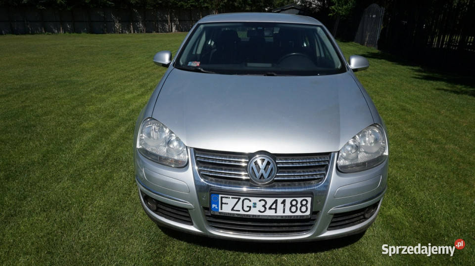 Volkswagen Jetta zarejestrowany ubezpieczony centralny zamek Zielona Góra