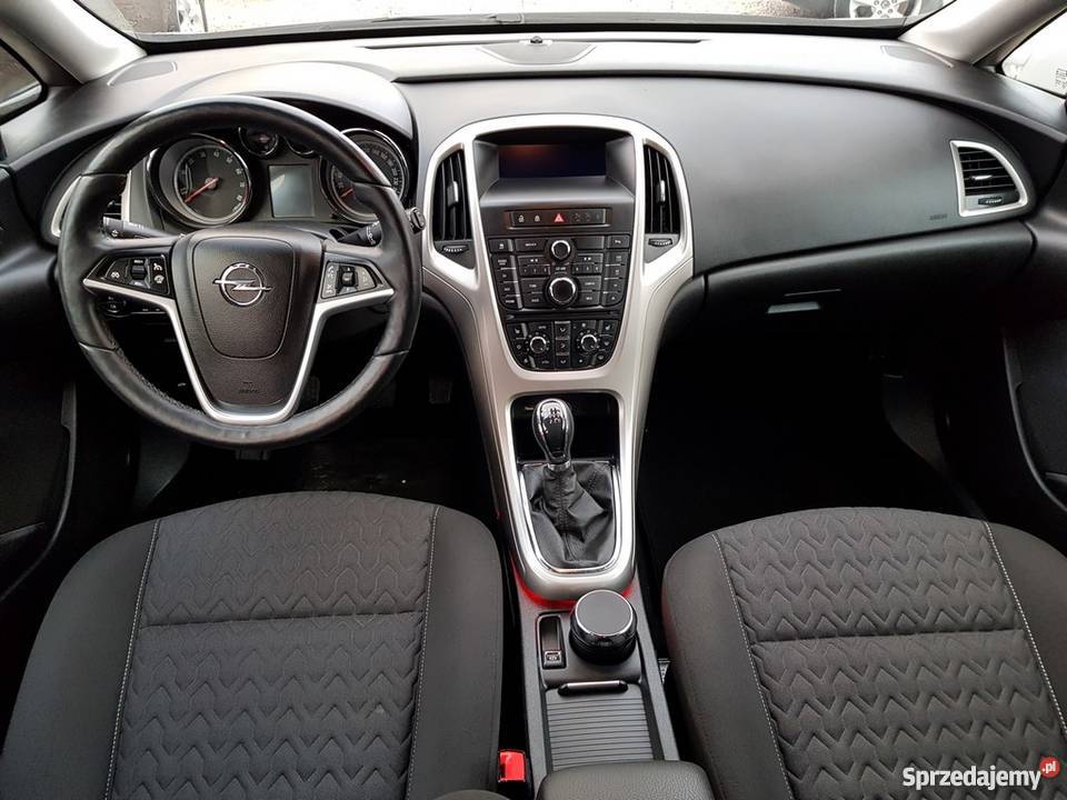 Opel Astra J ACTIVE 14 Turbo Lift serwis Radom sprzedam