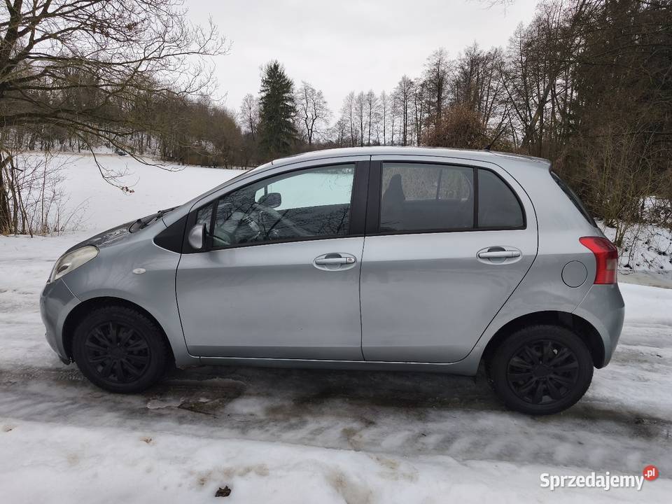 Toyota Yaris II 13 b 06rp mały przebieg do jazdy Kraśnik