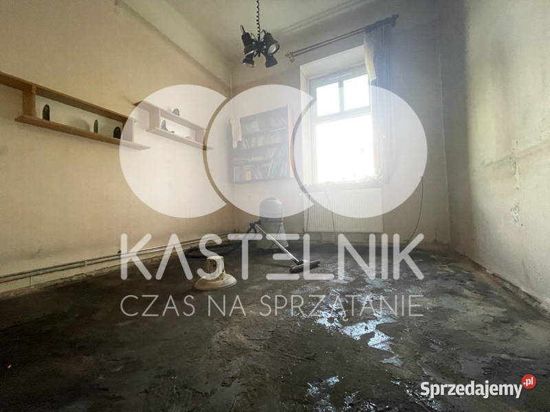 Sprzątanie zalaniach usuwanie szkód Miechów