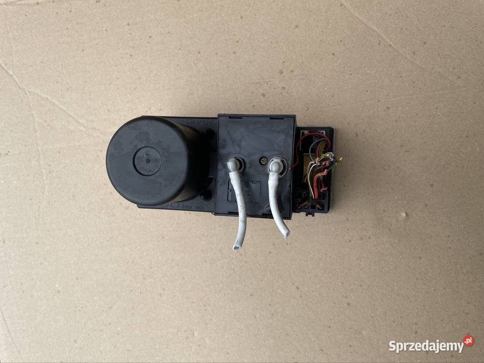 8L0862257 pompka centralnego zamka Audi a3 8L Szczecin sprzedam