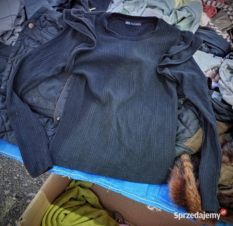 Czarna bluzka Zara w prążki z falbanami S Rozmiar 36(S) Gorzów Wielkopolski