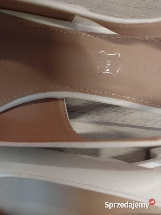 3940 Leather Białe baleriny wieczorowe z odkrytą Kraków