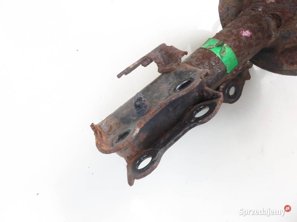 MCPERSON PRAWY PRZEDNI TOYOTA AURIS E18 16