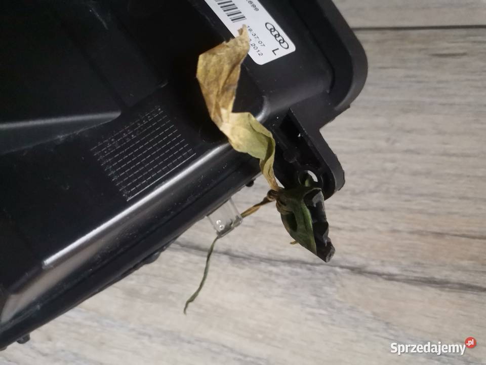 AUDI A4 B8 LIFT 1115 PRAWY LEWY HALOGEN Międzychód sprzedam